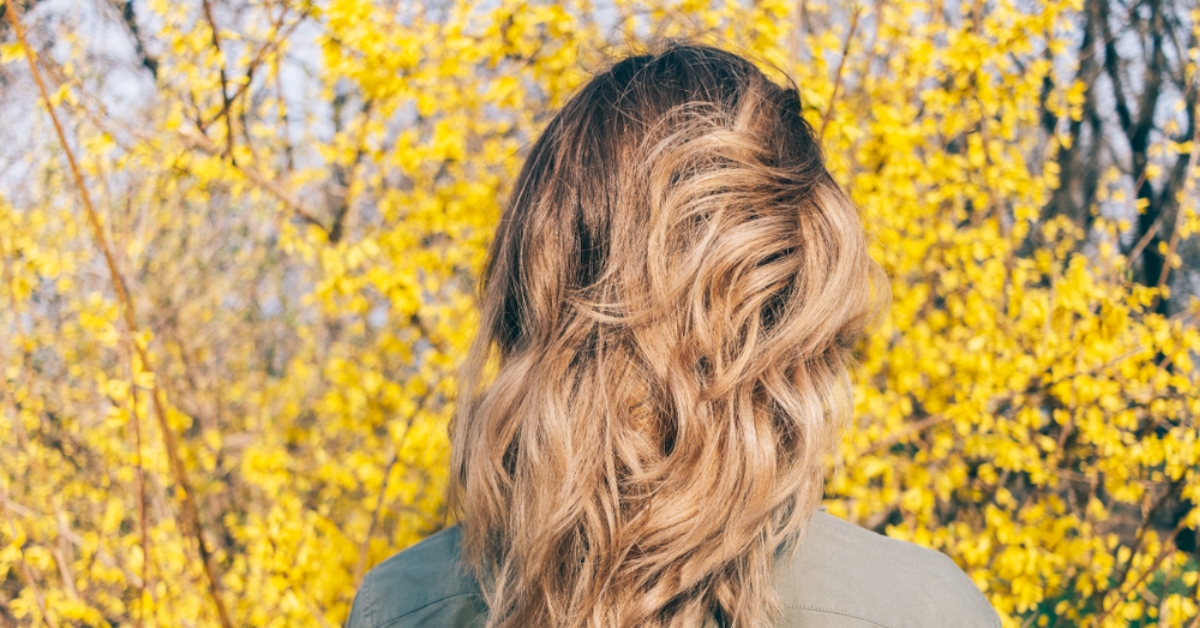 Πέντε βήματα για να σώσετε τα ξηρά μαλλιά σας