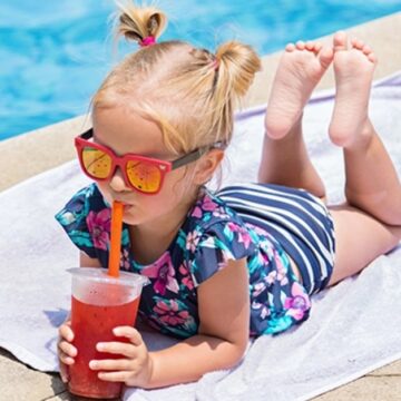 summer-activities-for-kids-go-to-the-pool