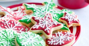 red-and-green-iced-christmas-biscuits