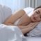 Πες αντίο σε ρυτίδες και λεπτές γραμμές με 3 tips για σωστό ύπνο